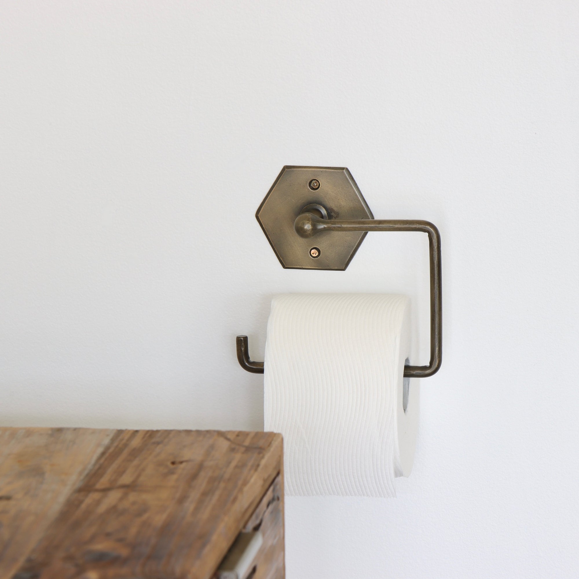 Antique Brass Toilet Paper Holder - Holistic Habitat 