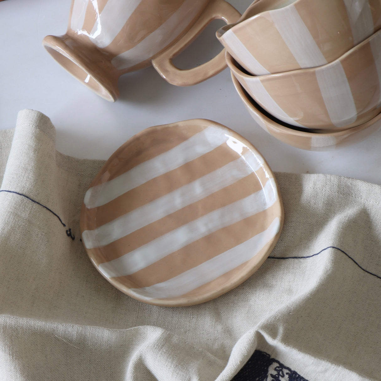 Almond Creme Striped Stoneware Plate - Holistic Habitat 