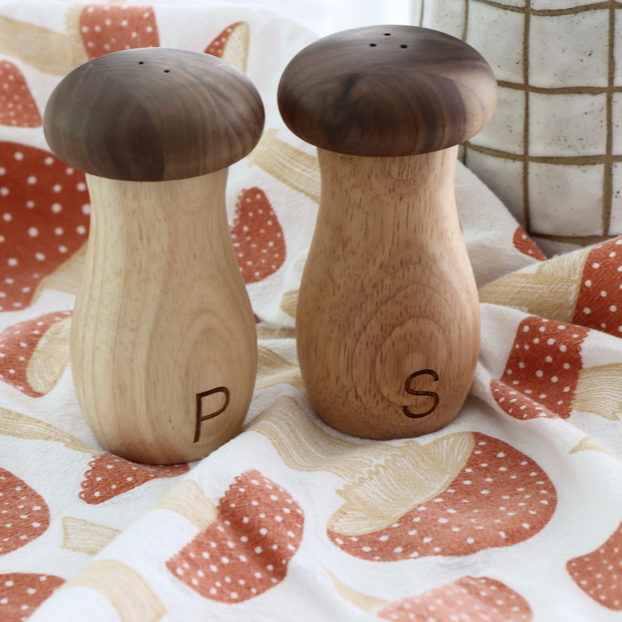 Wooden Mushroom Salt & Pepper Shakers - Holistic Habitat 