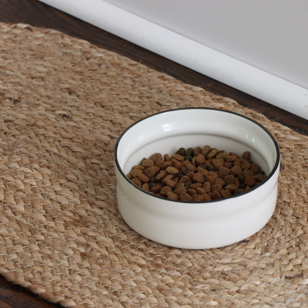 Black Rimmed Stoneware Pet Bowl 17 Oz - Holistic Habitat 