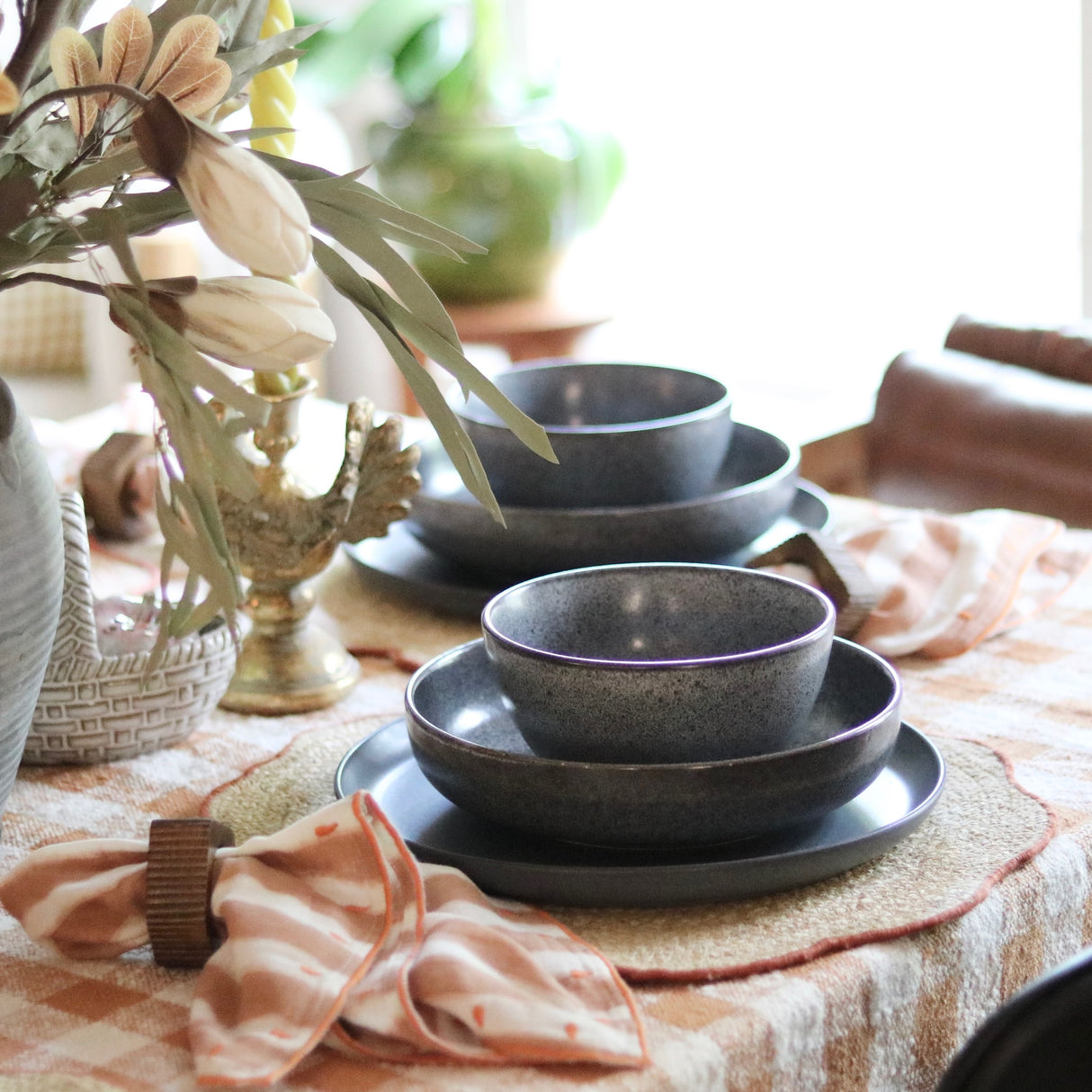 Stonewashed Indigo Ceramic Dinnerware Set - 18 Pieces