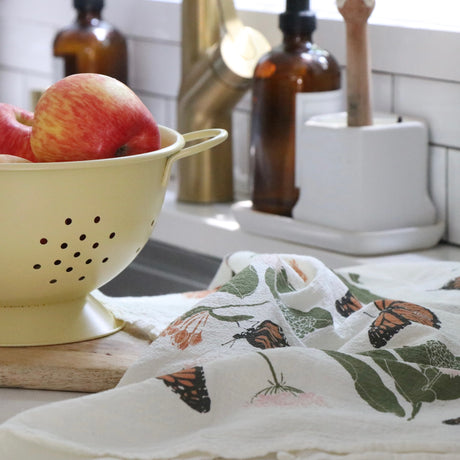 Sunrise Yellow Colander - Large