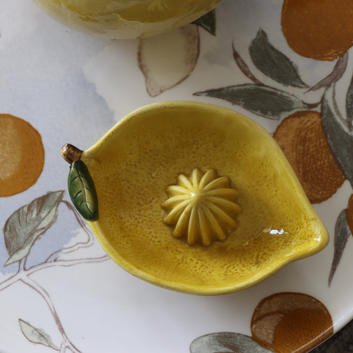 Stoneware Lemon Shaped Juicer