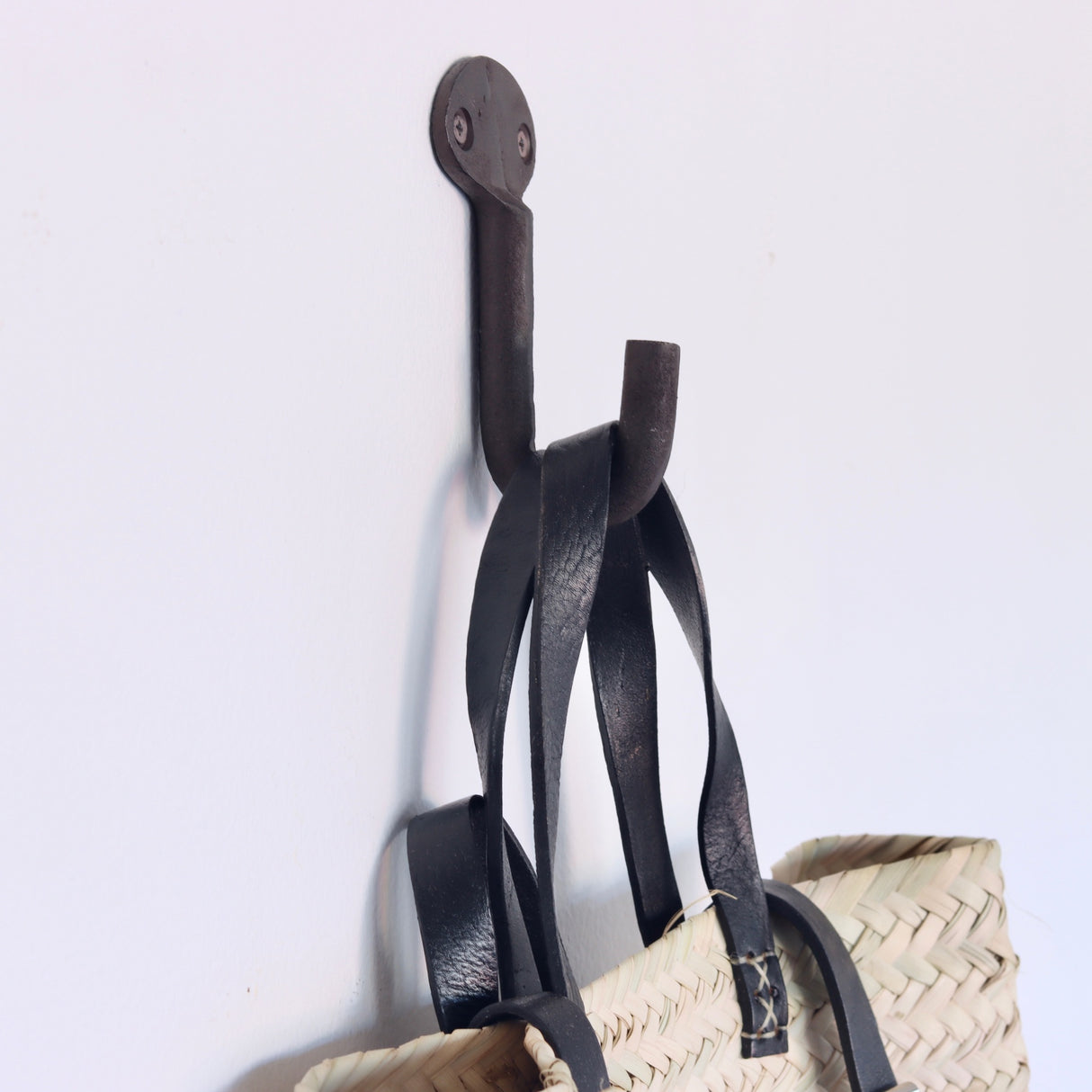 Harlow Hand Forged Cast Iron Hook - Holistic Habitat 