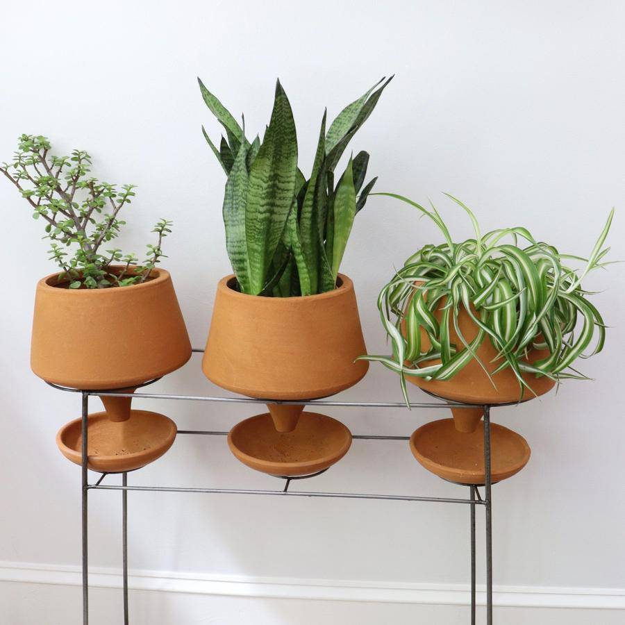 Set of 3 Natural Clay Funnel Pots on Wire Console - Holistic Habitat 