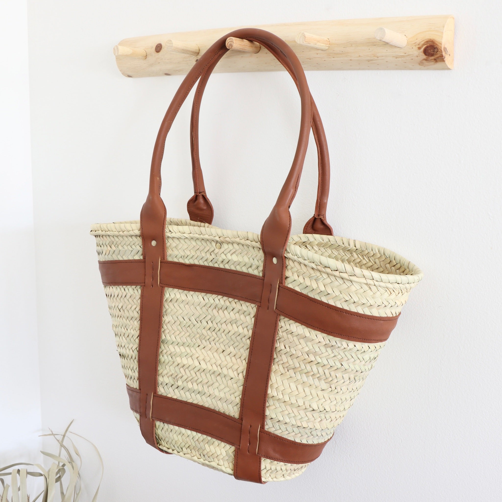  French basket with leather strap, Straw backpack