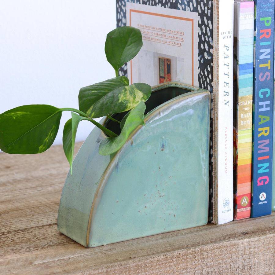 Pita Hand Glazed Ceramic Bookends - Holistic Habitat 