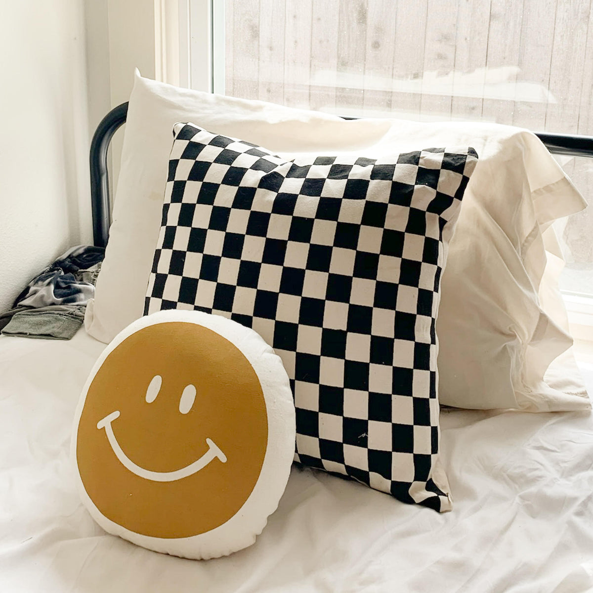 Black and White Checkered Pillow Cover - Holistic Habitat 