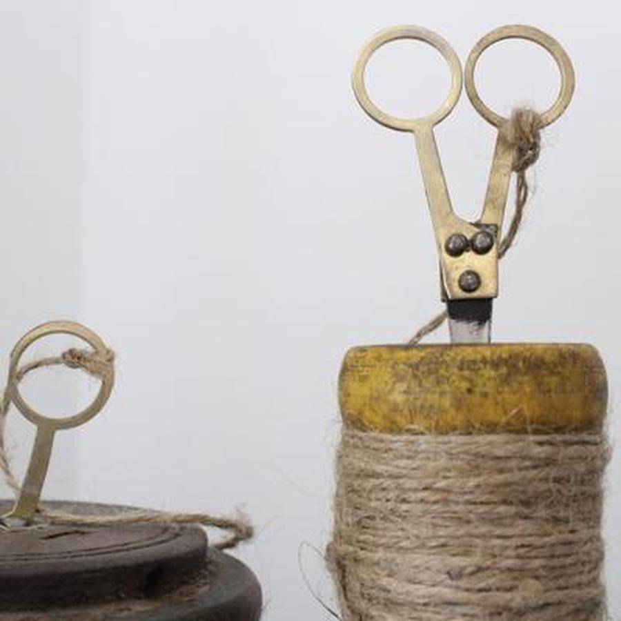 Recycled Vintage Spool with Twine and Scissors Set of 3 - Holistic Habitat 