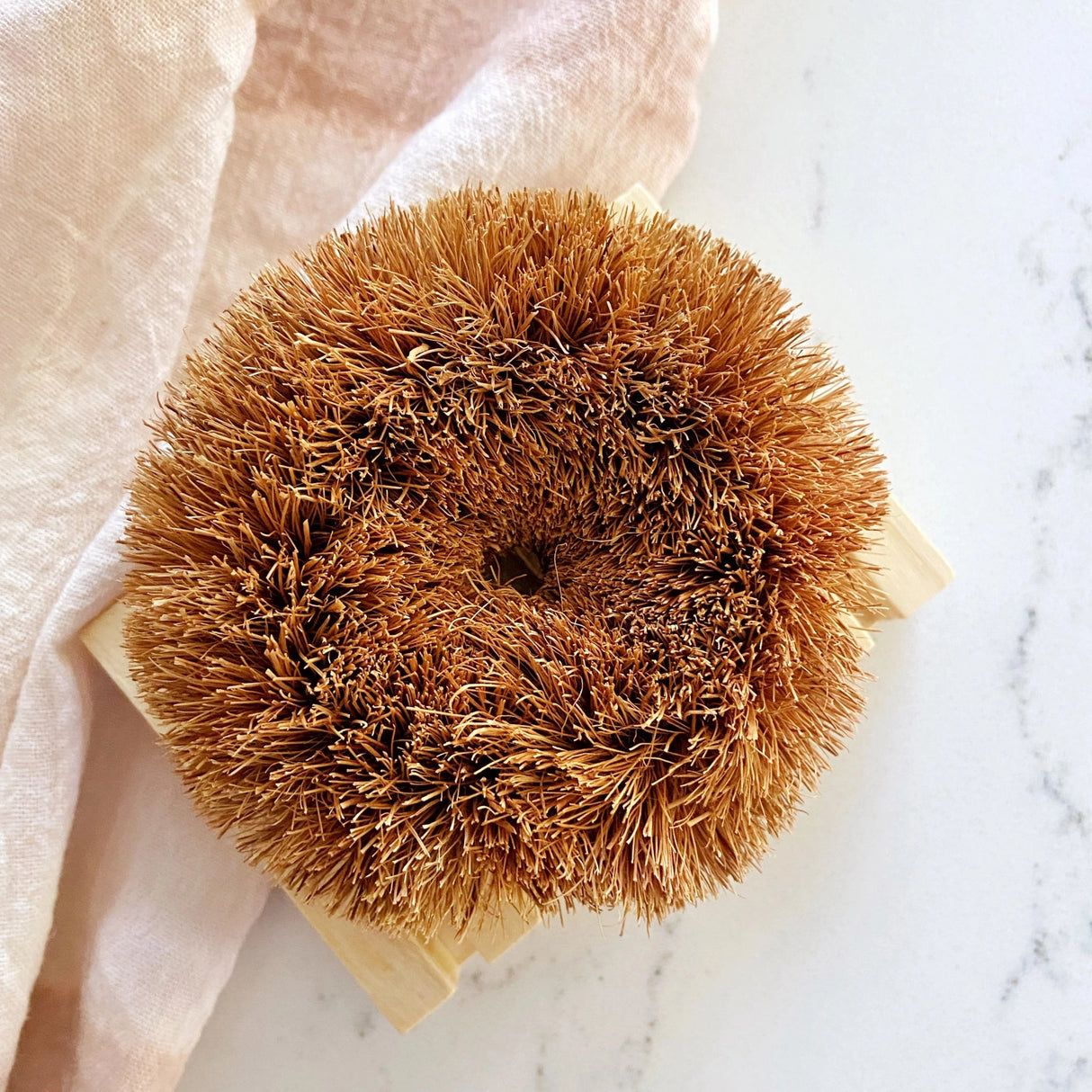 Round Coconut Scrubbie - Holistic Habitat 