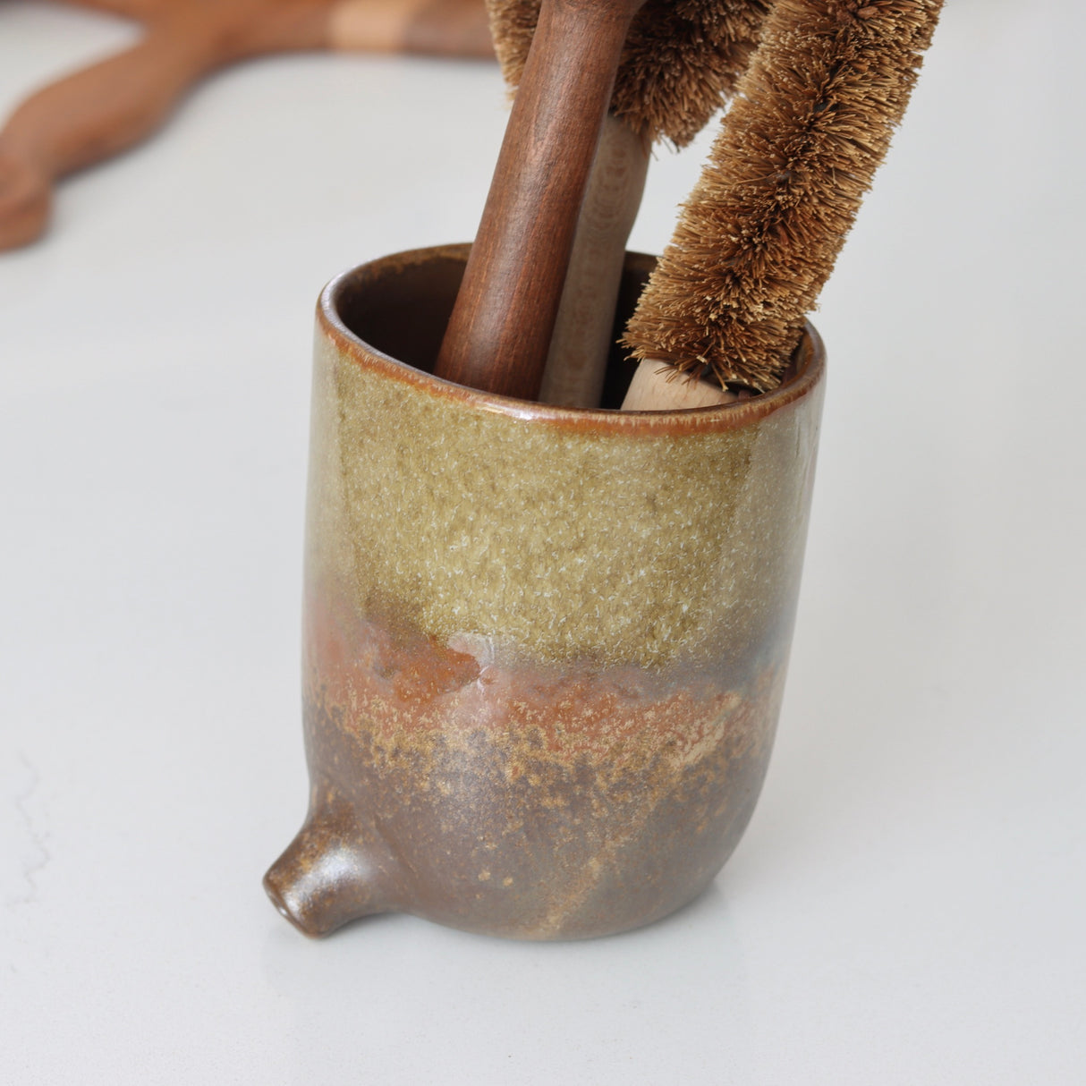 Drippy Reactive Brush Holder with Spout - Holistic Habitat 