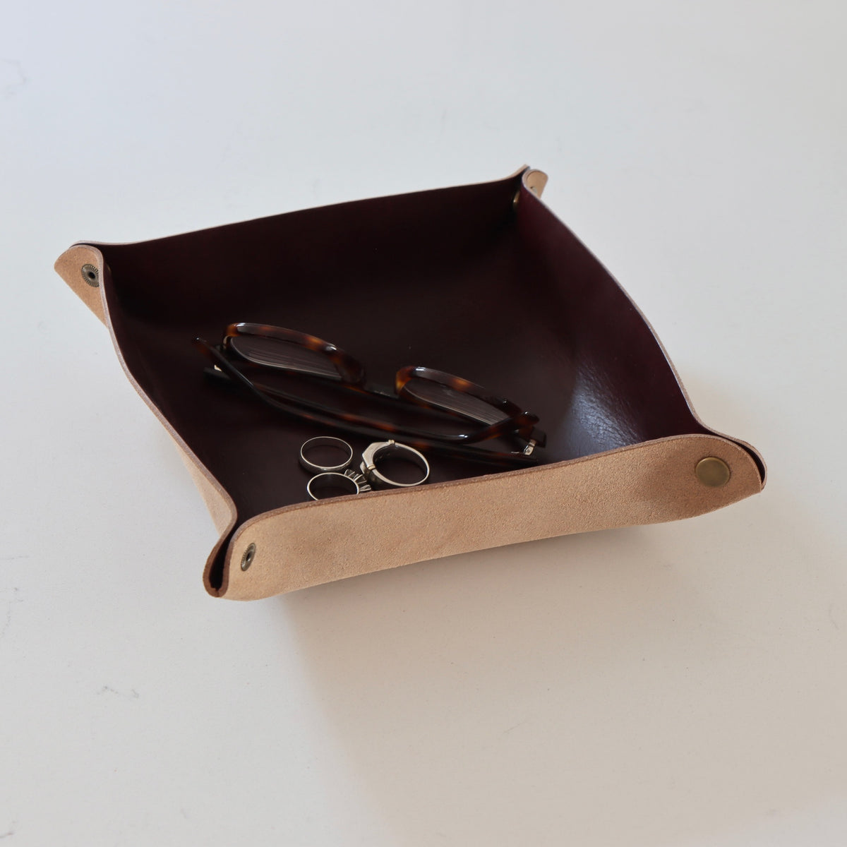 Leather Valet Tray in Horween Burgundy Leather - Holistic Habitat 