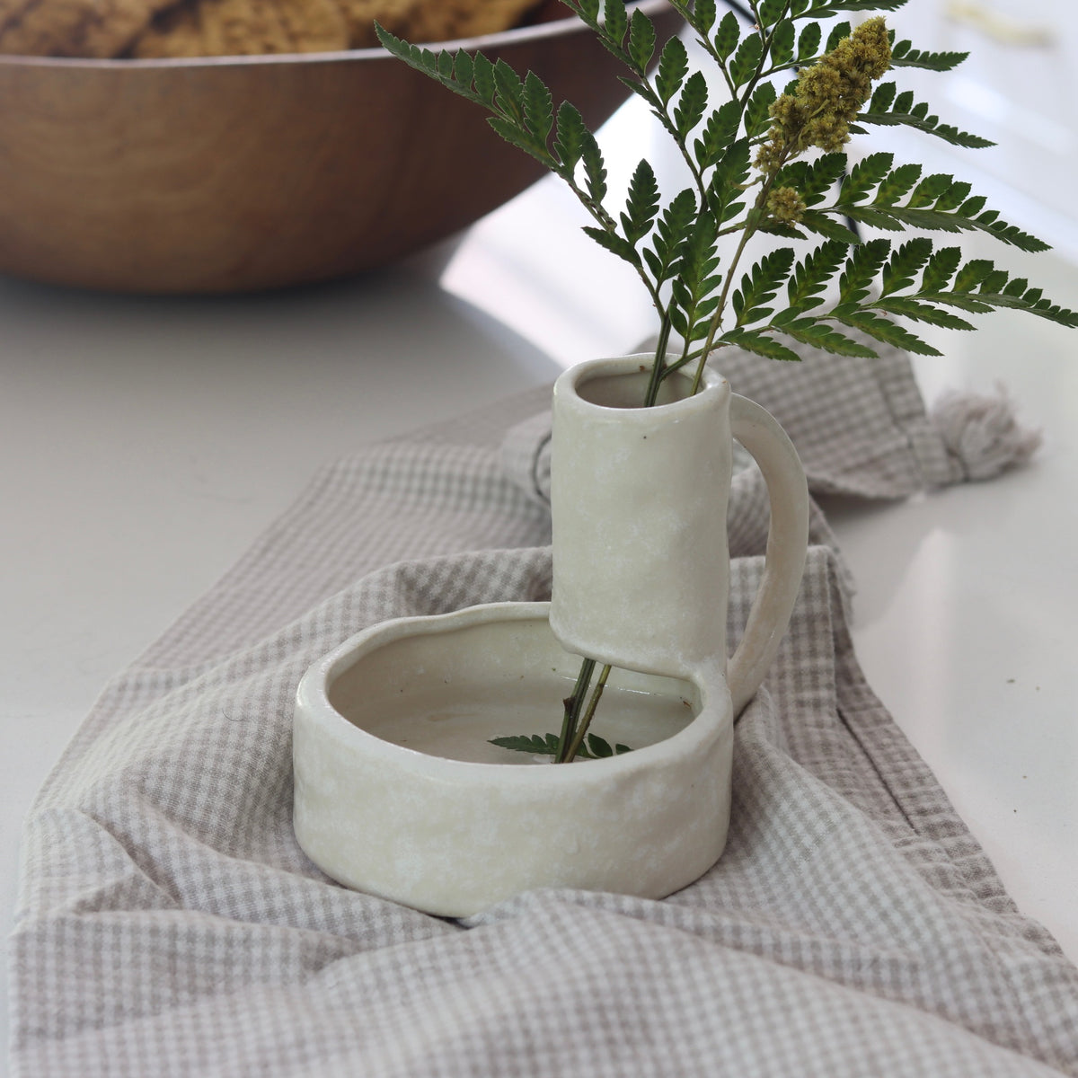 Quinn Ceramic Bud Vase - Holistic Habitat 