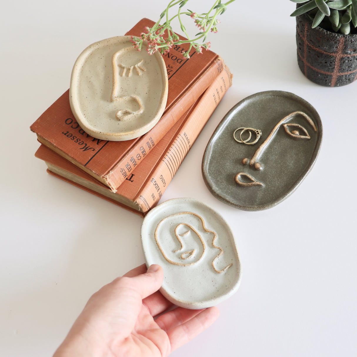 Ceramic Abstract Face Trays - Set of 3 - Holistic Habitat 